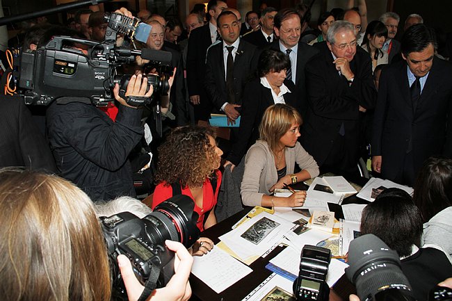 CM93-29.04.2010--128