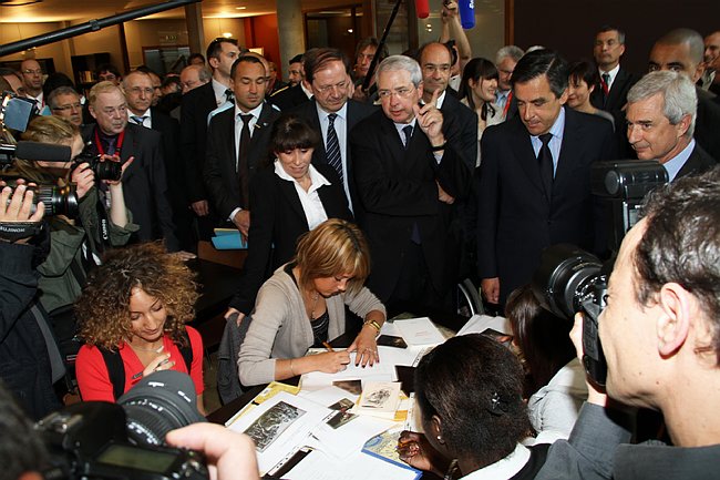 CM93-29.04.2010--130