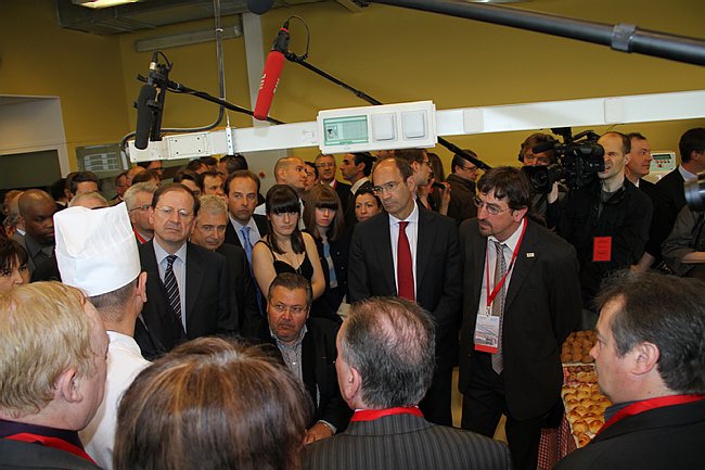 CM93-29.04.2010--184