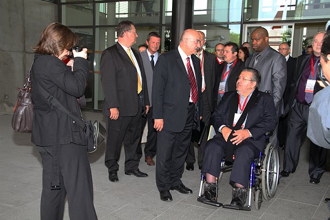 CM93-29.04.2010--023