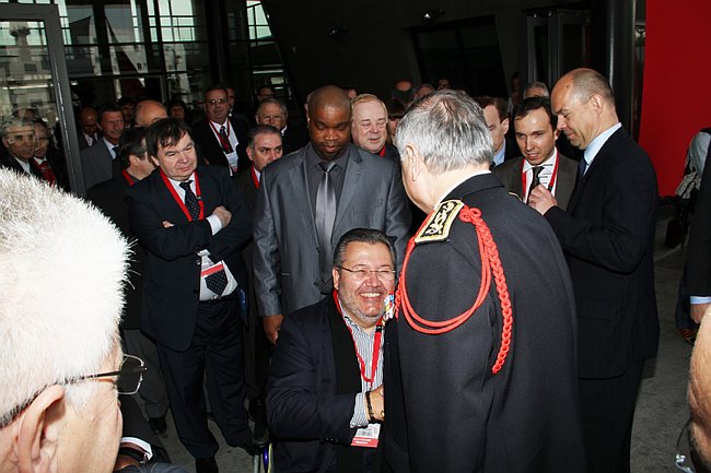 CM93-29.04.2010--030