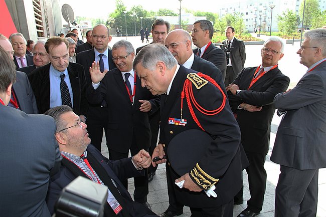 CM93-29.04.2010--038