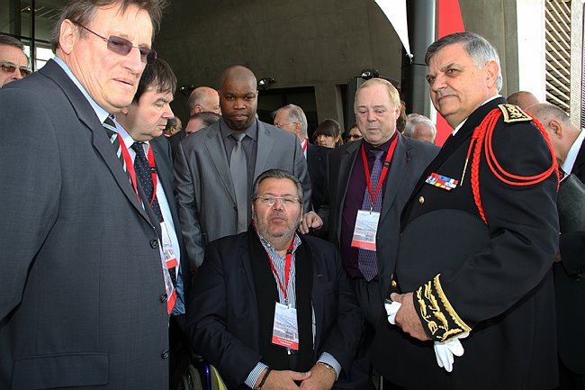 CM93-29.04.2010--050