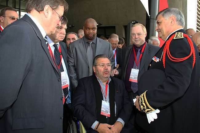 CM93-29.04.2010--051