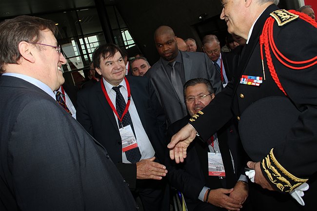 CM93-29.04.2010--052