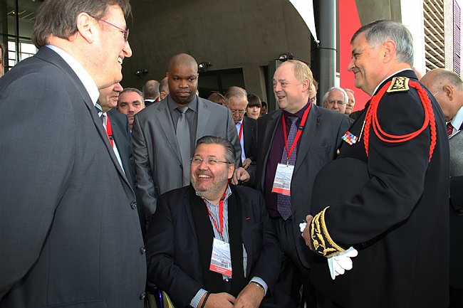 CM93-29.04.2010--053