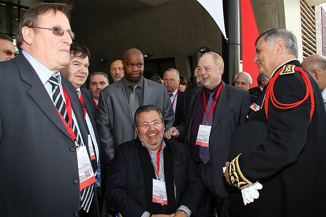 CM93-29.04.2010--054