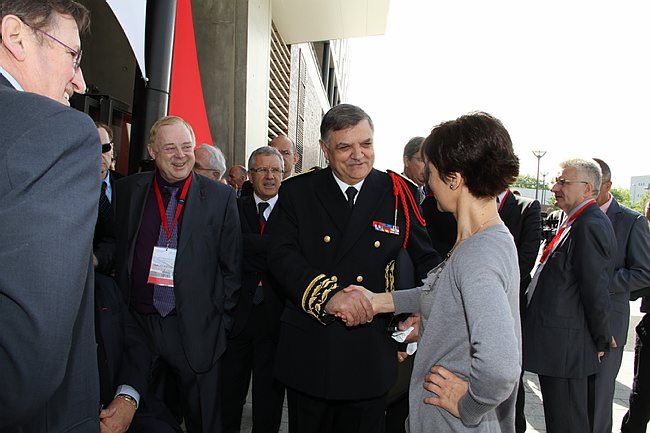 CM93-29.04.2010--058