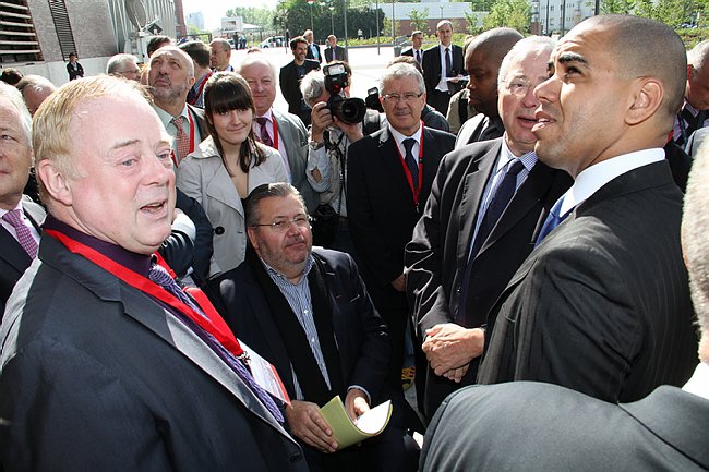 CM93-29.04.2010--075