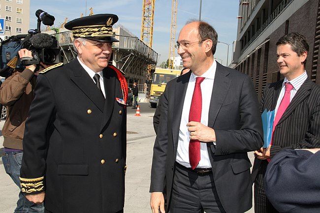 CM93-29.04.2010--081