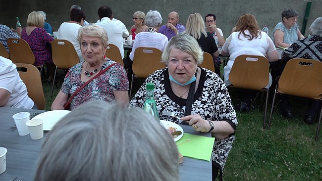 00000.00_58_38_19.Still060