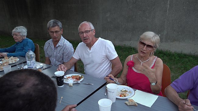 00000.01_00_44_23.Still080