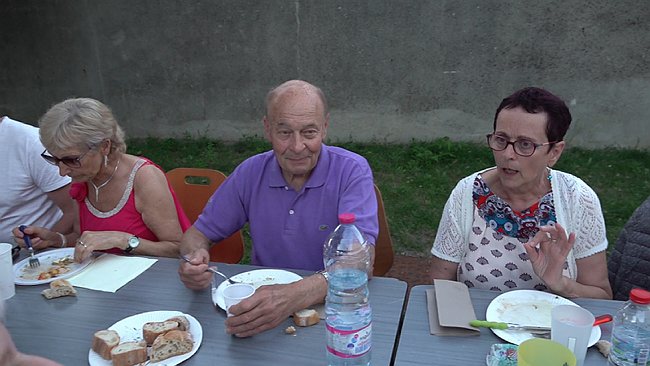 00000.01_00_55_07.Still082