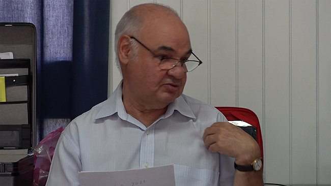 00000.00_23_40_14.Still002