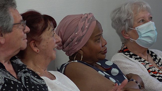 00000.00_43_56_42.Still018