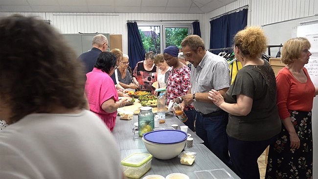 00000.00_37_29_49.Still113