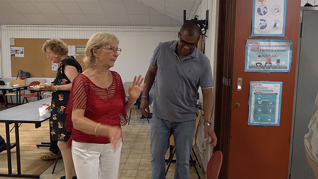 00000.00_37_56_01.Still117