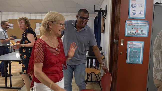 00000.00_37_56_43.Still118