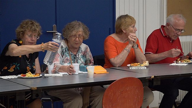 00000.00_38_55_48.Still121