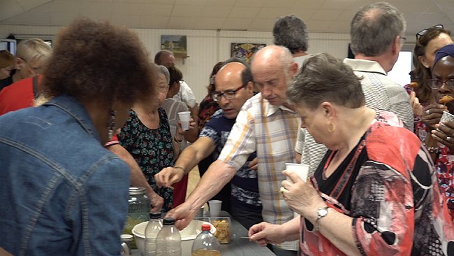 00000.00_24_39_31.Still068