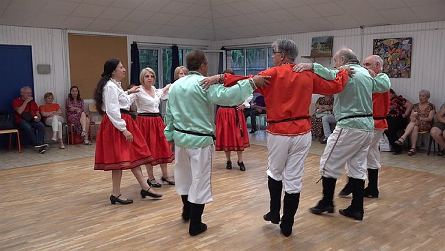 00000.00_28_17_43.Still080