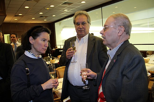 RSI-CA-12.12.2011--021