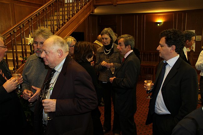 RSI-CA-12.12.2011--022